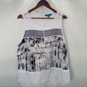 Simply Vera Sleeveless Blouse